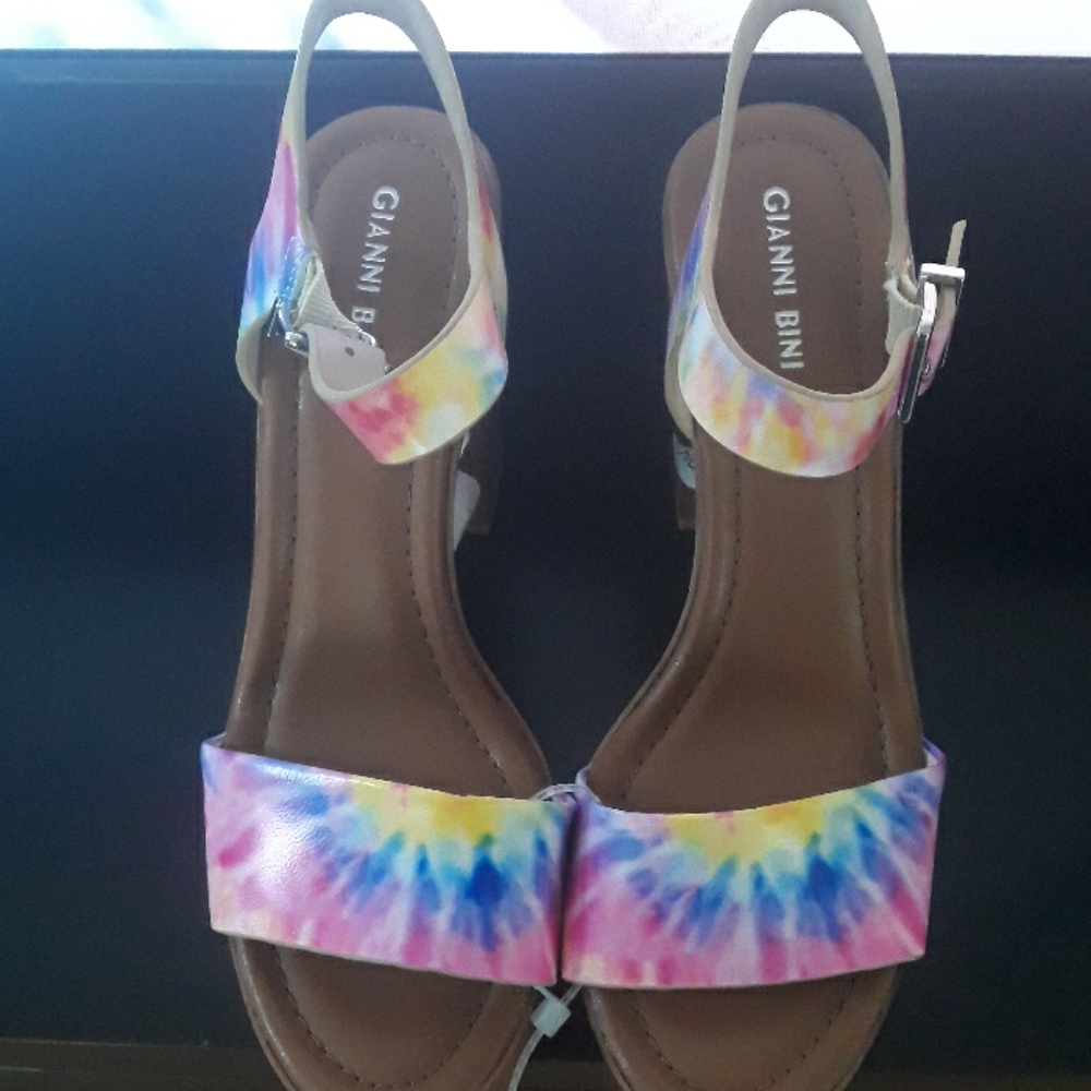 Sandals NWT